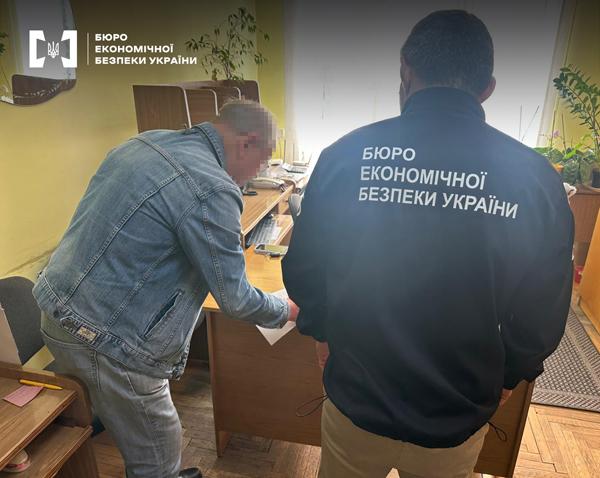 У жителя Виноградова виявили вгарети без акцизник марок на суму 1,2 млн грн