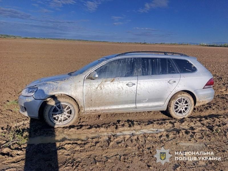 На Мукачівщині водій наїхав на велосипедиста та втік з місця події