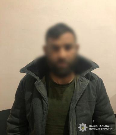 На Мукачівщині зловмисник побив 76-річного охоронця дитячого будинку - потерпілий без свідомості