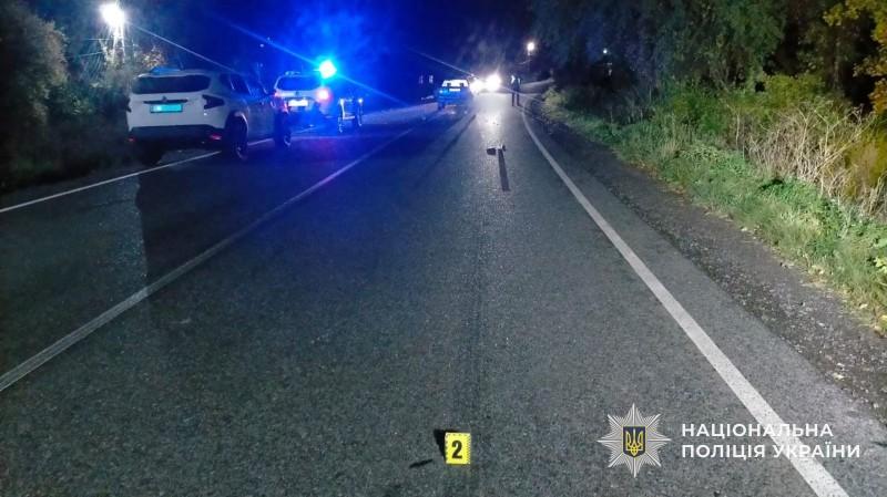 На Великоберезнянщні внаслідок ДТП загинув пішохід
