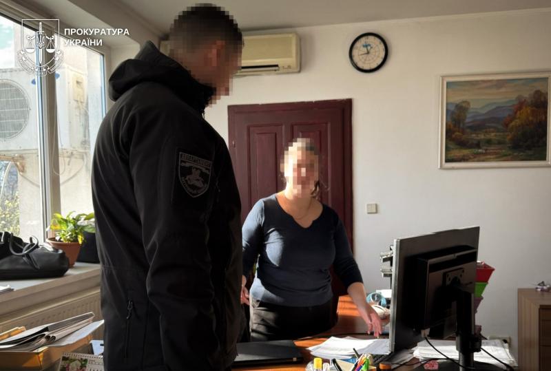 Працівників автошколи в Ужгороді підозрюють у продажі фіктивних іспитів на посвідчення водія