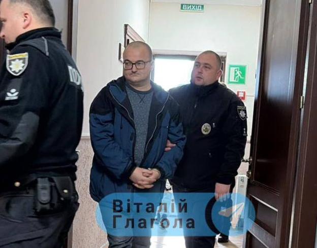 На Закарпатті засуджено вітчима та матір, які систематично ґвалтували малолітню дитину