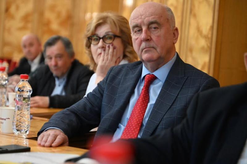 До 40-х роковин Чорнобильської трагедії Президент нагородив лікаря із Закарпаття