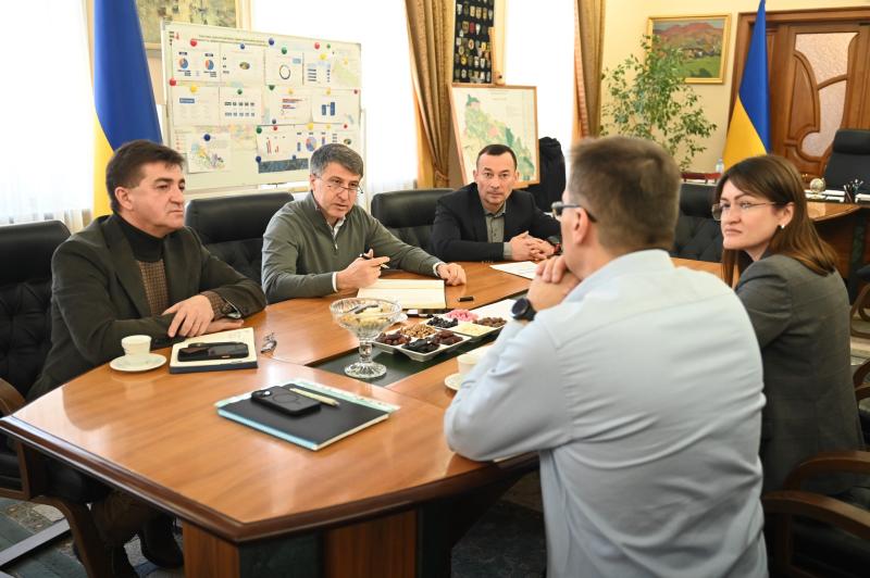 Мукачівський Флетронікс відбудовується після ракетної атаки росіян і продовжує працювати