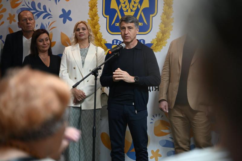 В Ужгороді запрацював гумцентр для мешканців Херсонської області, які переїхали на Закарпаття
