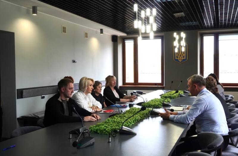 В Ужгороді спробують навести лад навколо Зеленого ринку і зупинити торгівлю на тротуарах