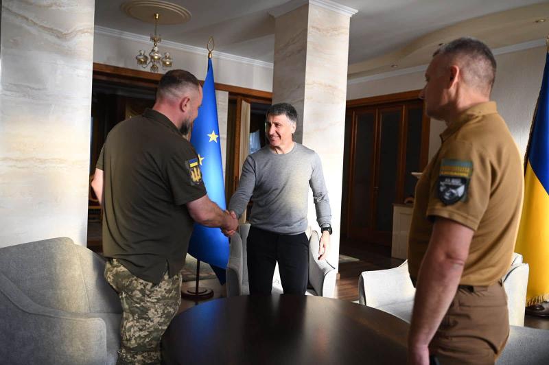 У Хусті військові ініціювали встановлення пам’ятника «Королева-мати»