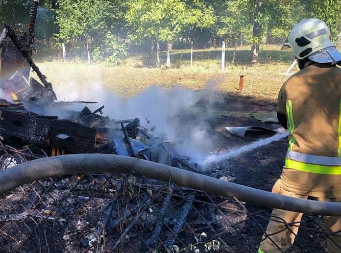 Під час пожежі на Тячівщині загнуло 16 бджолиних родин