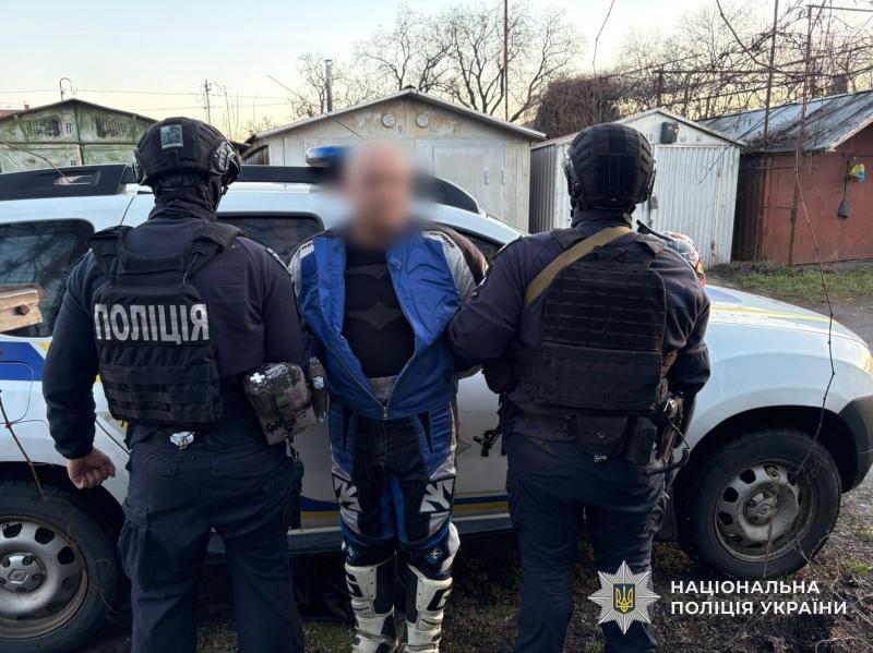 Спецоперація поліції: у Мукачеві правоохоронці вилучили арсенал вогнепальної зброї та боєприпасів