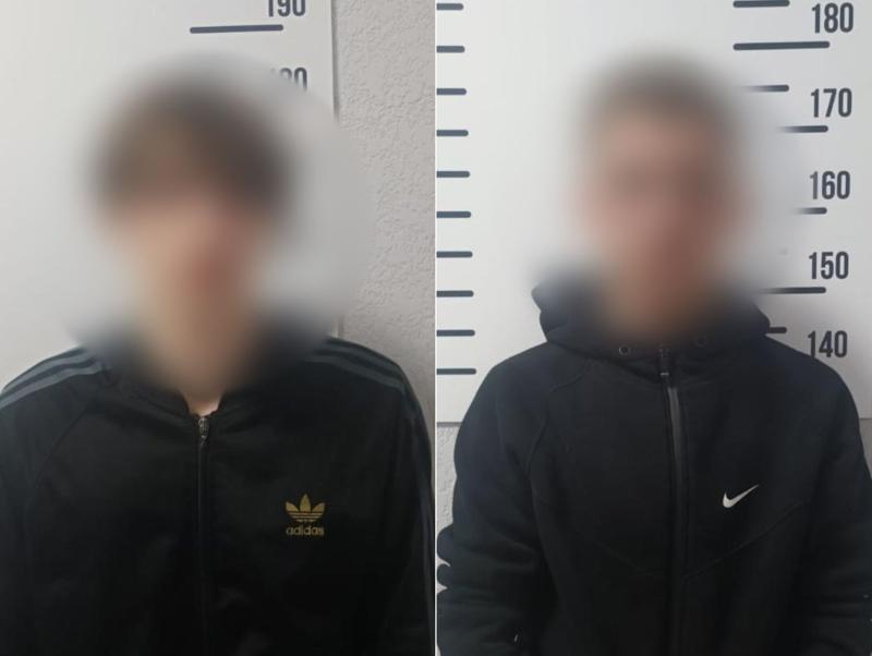 У Мукачеві двоє неповнолітніх незаконно заволоділи автівкою та погрожували власниці