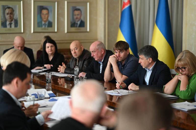 Триває підготовка до пленарного засідання Закарпатської облради, на порядку денному понад 50 питань